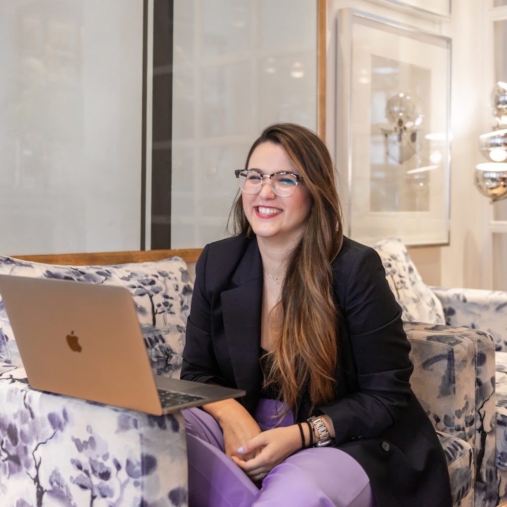 Avatar of Cristina R.