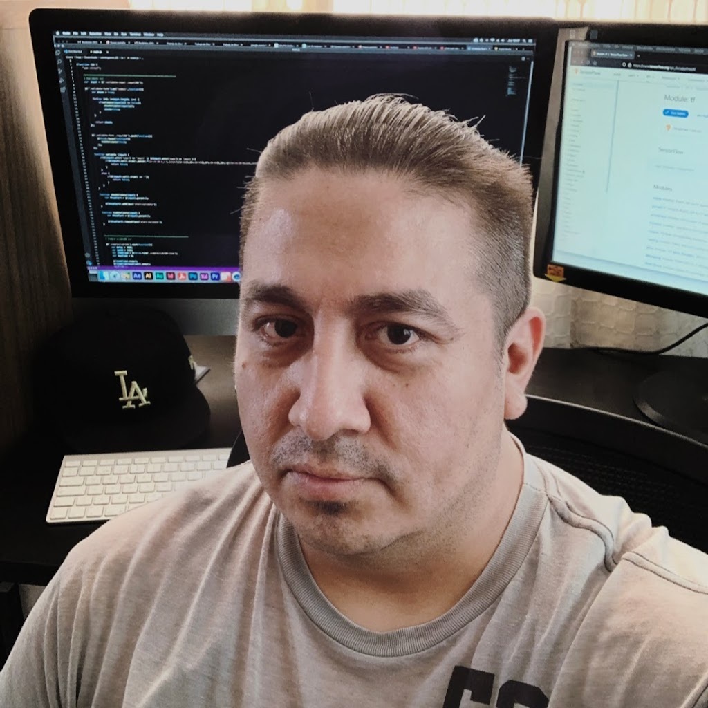 Avatar of Roberto R.