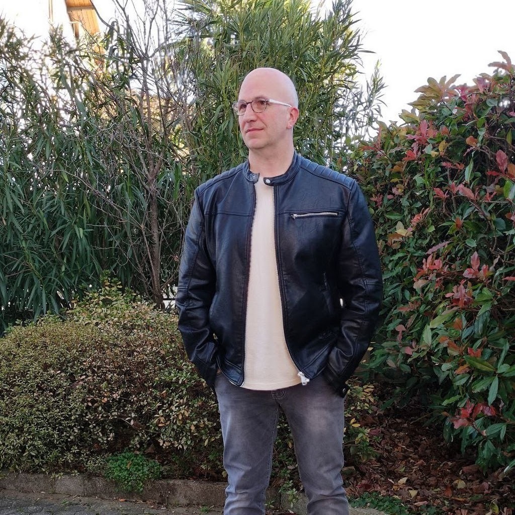 Avatar of Maurizio Z.