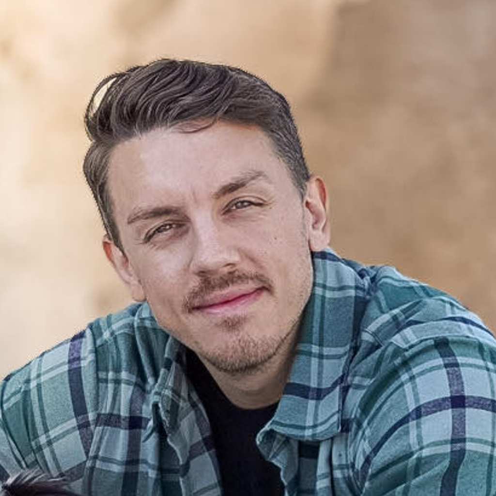 Avatar of Christofer A.