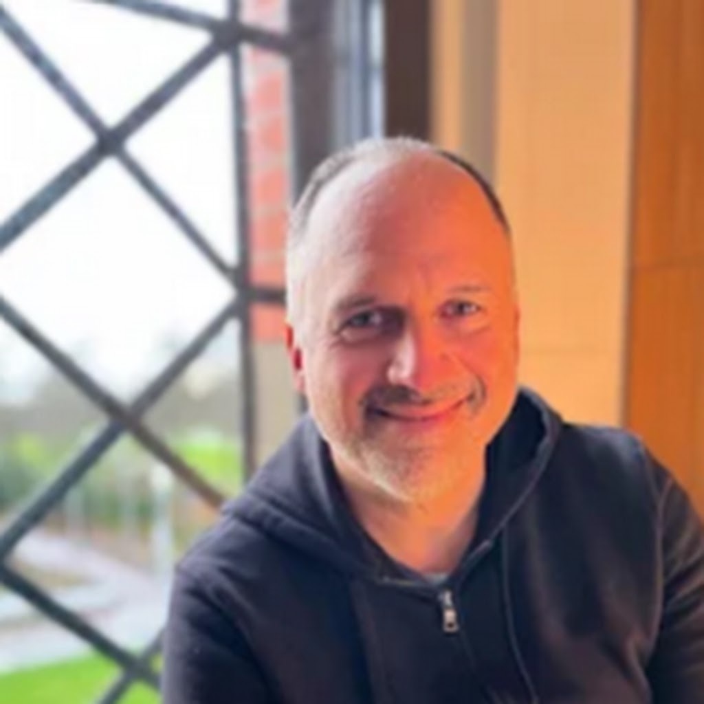 Avatar of Roberto M.