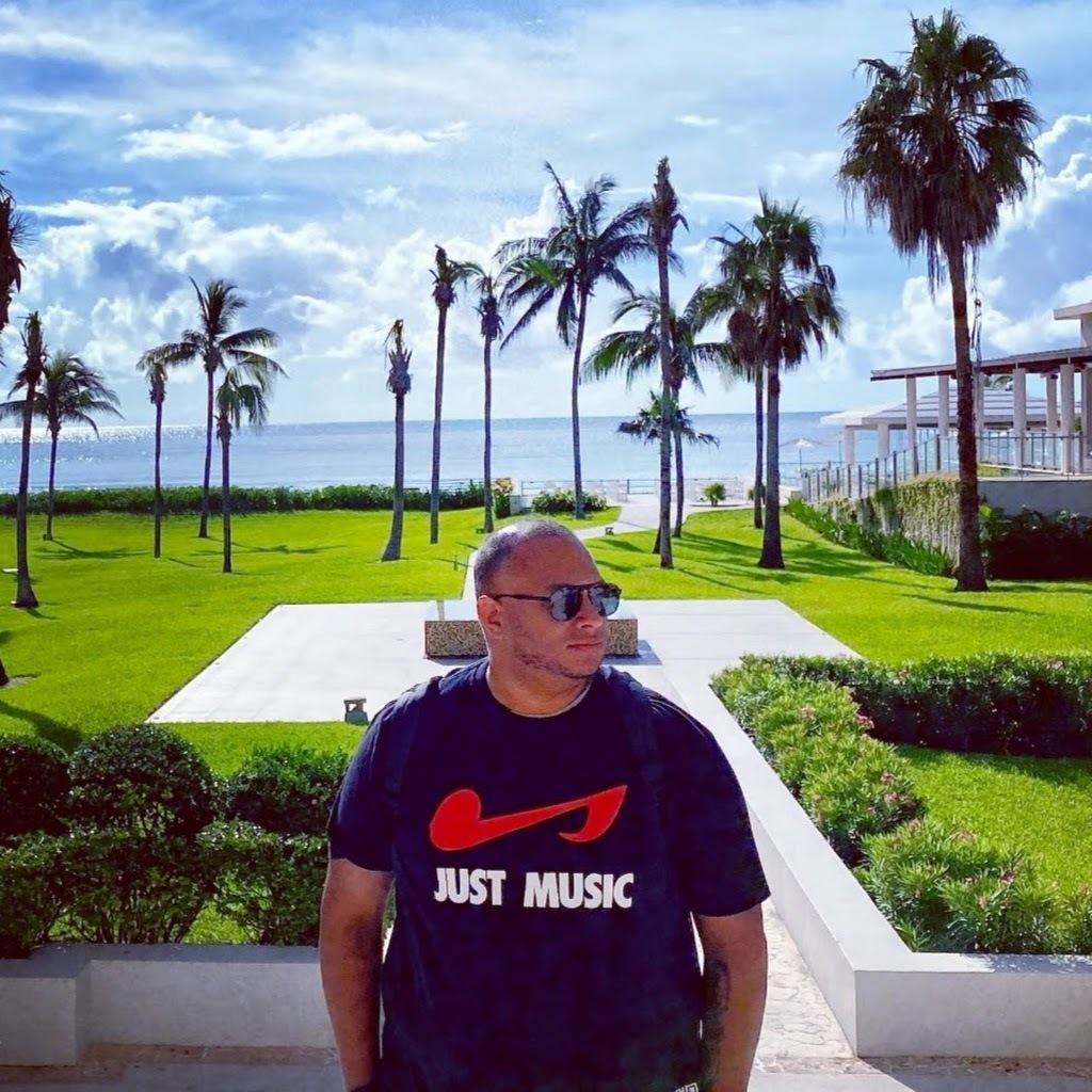 Avatar of Alfredo V.