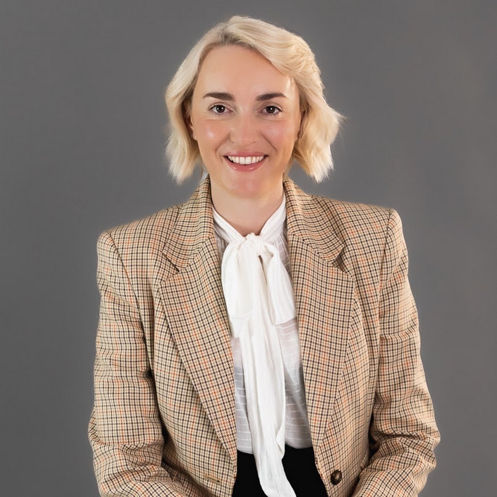 Avatar of April Ford