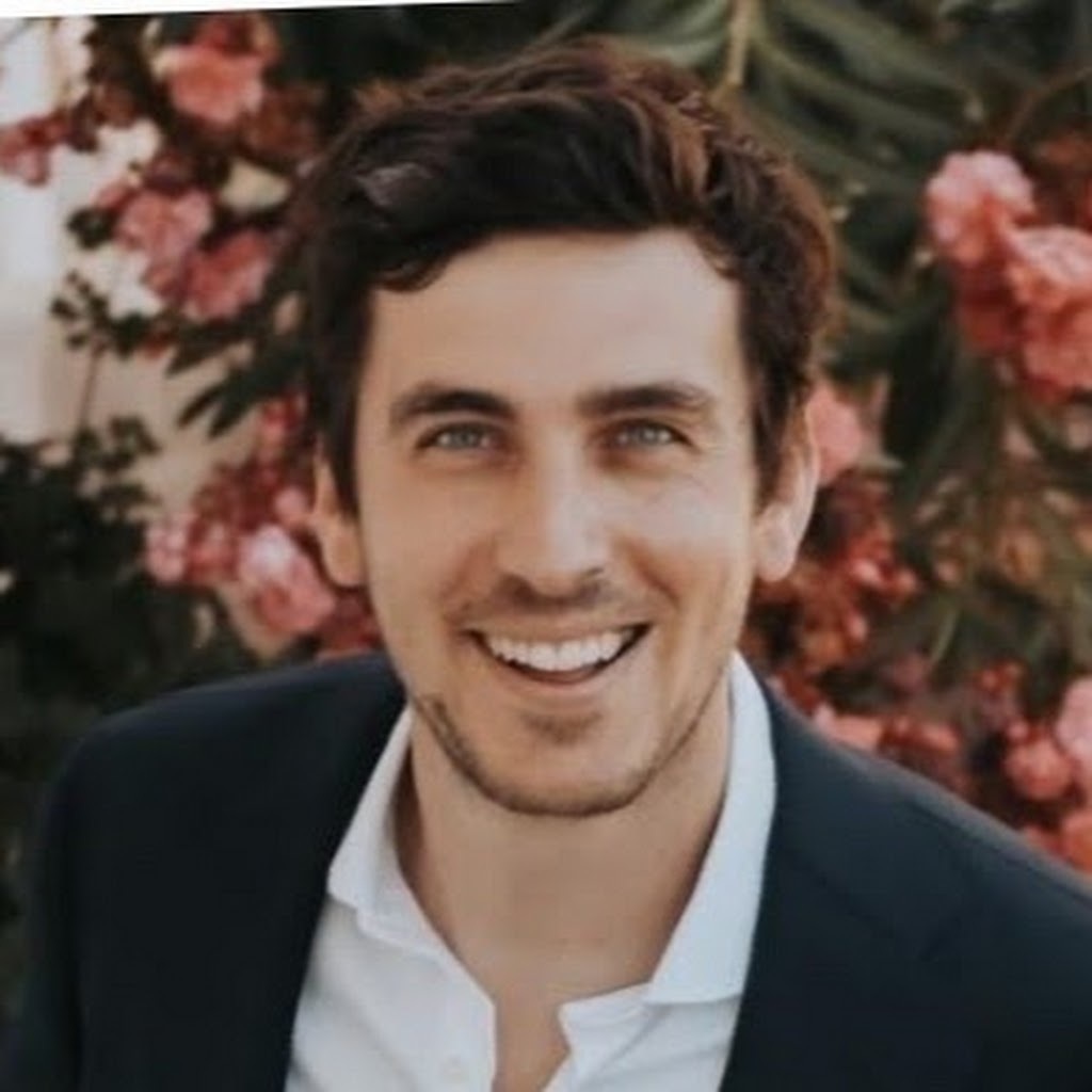 Avatar of Alex Casanova